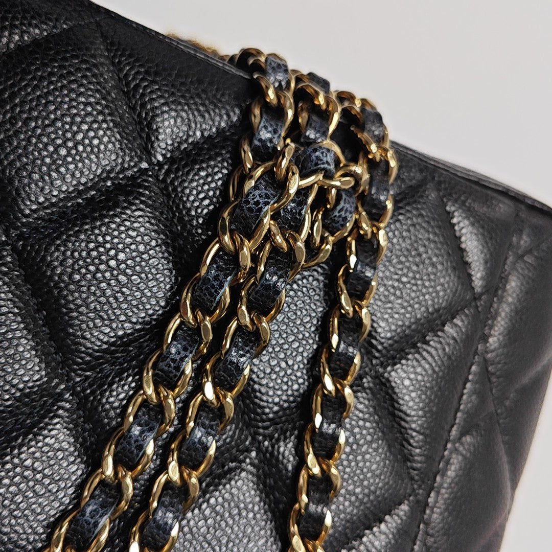 VANITY CASE Small Quilted Grained Calfskin Black