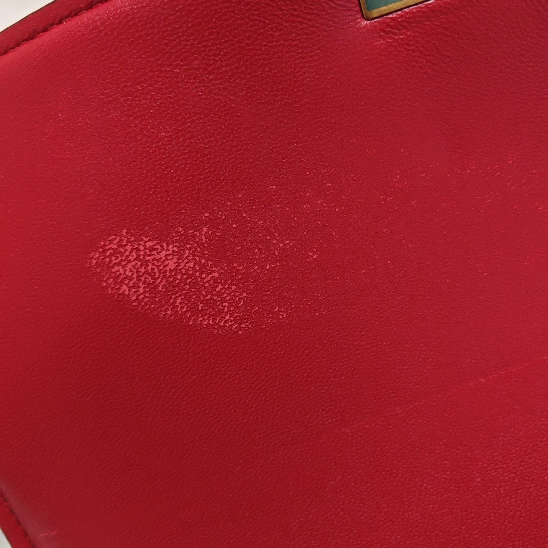 CLASSIC BOX Medium Calfskin Red