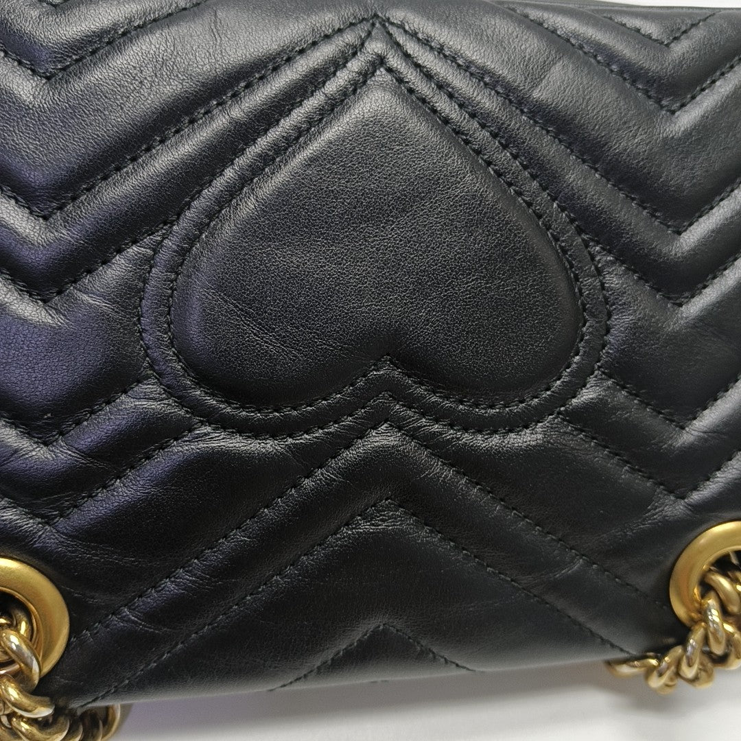 GG Marmont Small Quilted Calfskin Black