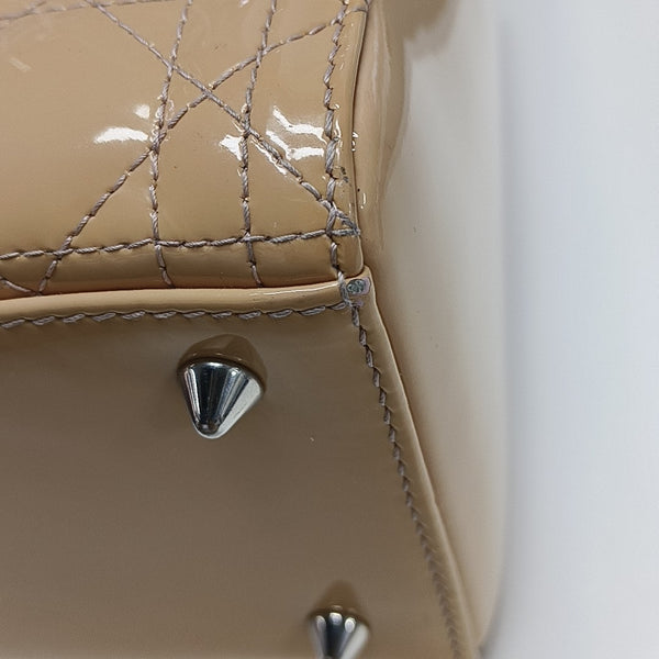 Lady Dior Medium Cannage Patent Leather Beige