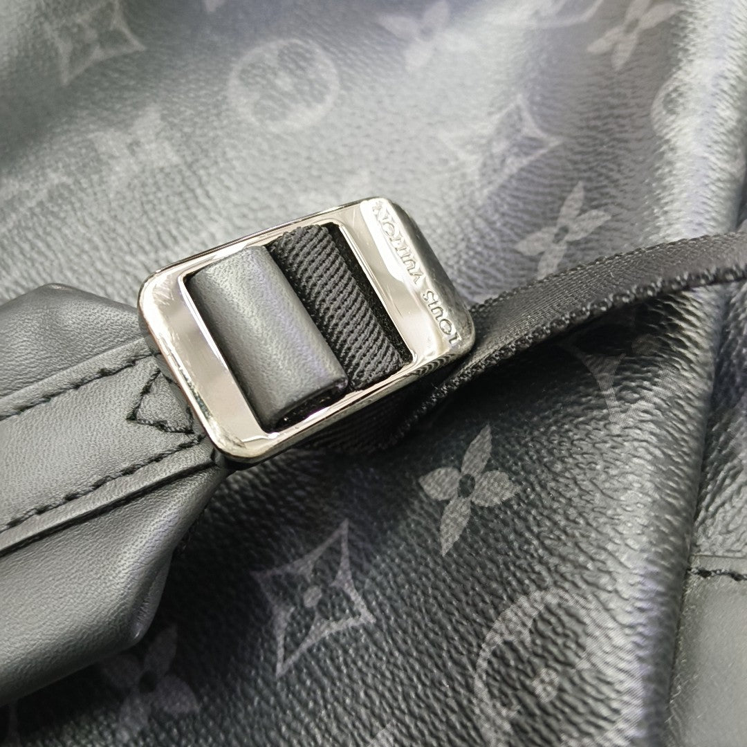 DISCOVERY Monogram Coated Canvas Gray