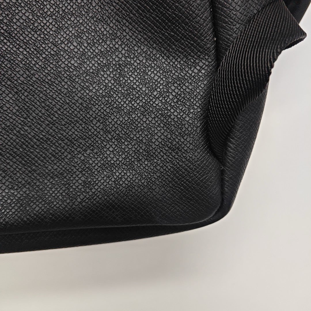 DISCOVERY PM Monogram Coated Canvas Black