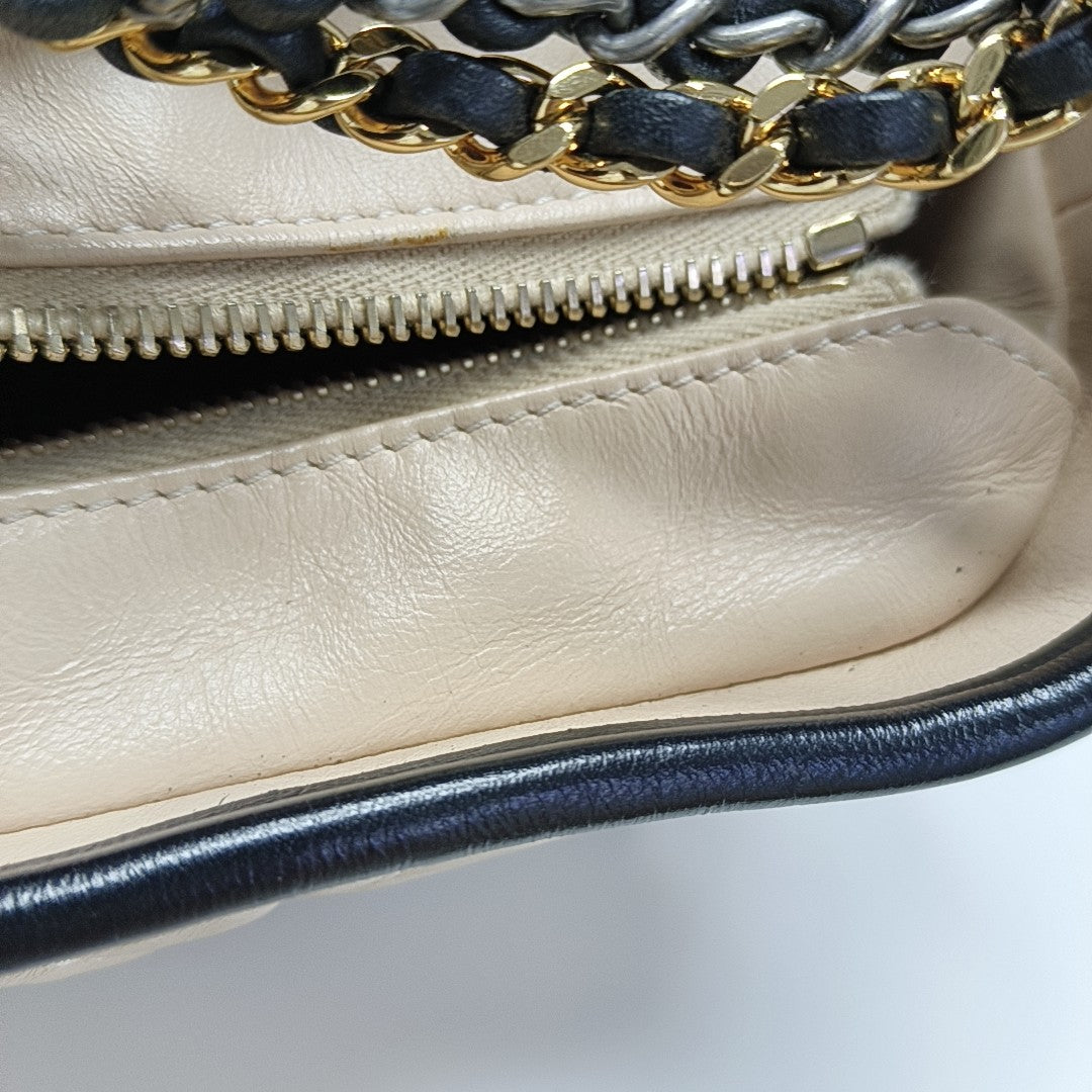 GABRIELLE Small Quilted Calfskin Beige
