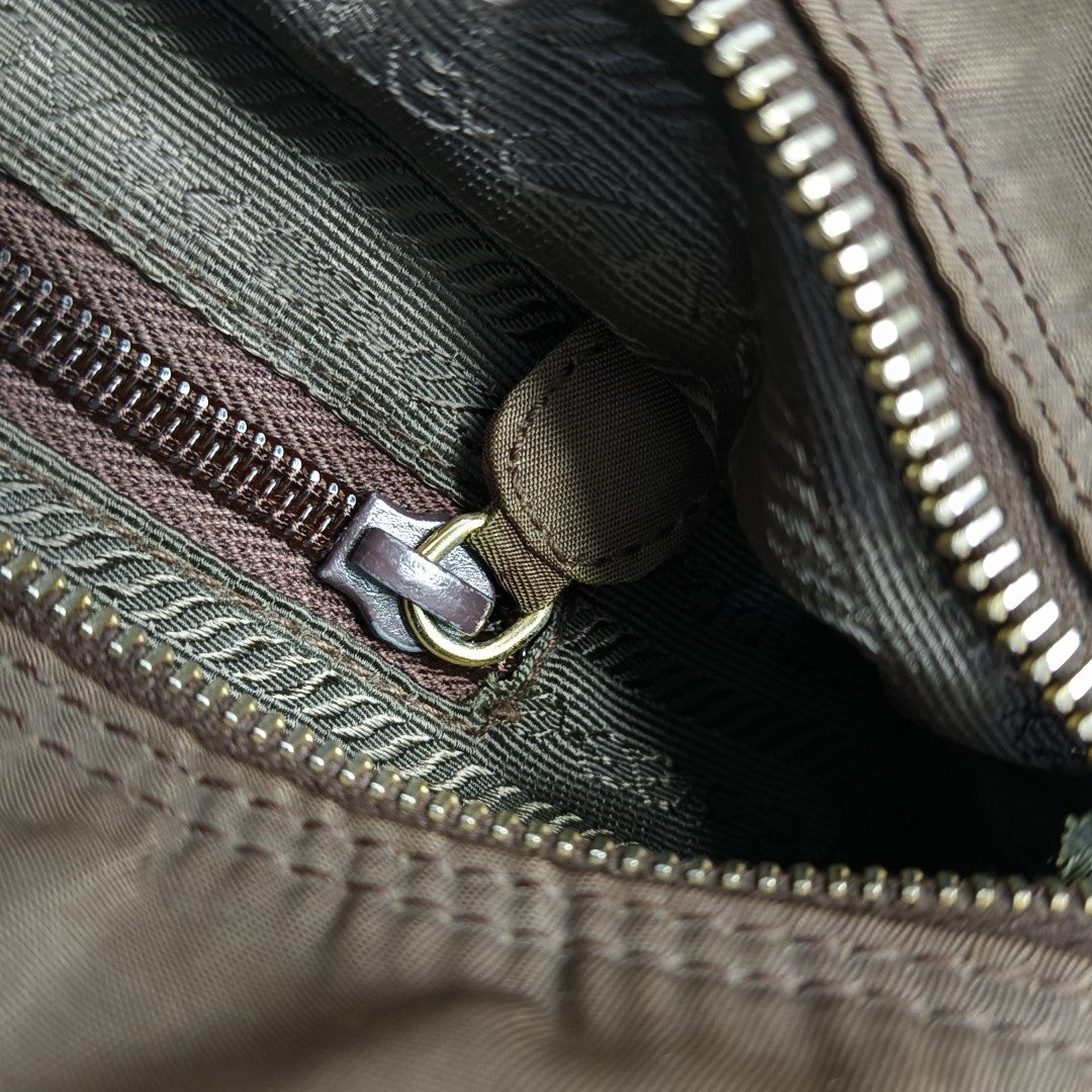 Quilted Nylon Tote Bag Brown