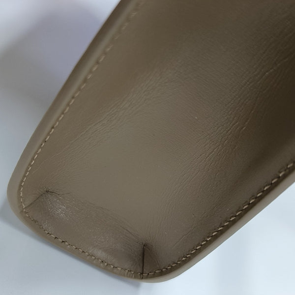 MANHATTAN Small Calfskin Beige