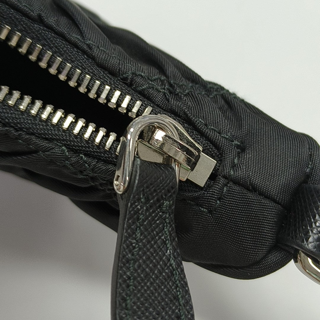 Re-Edition2005 Mini Quilted Nylon Black