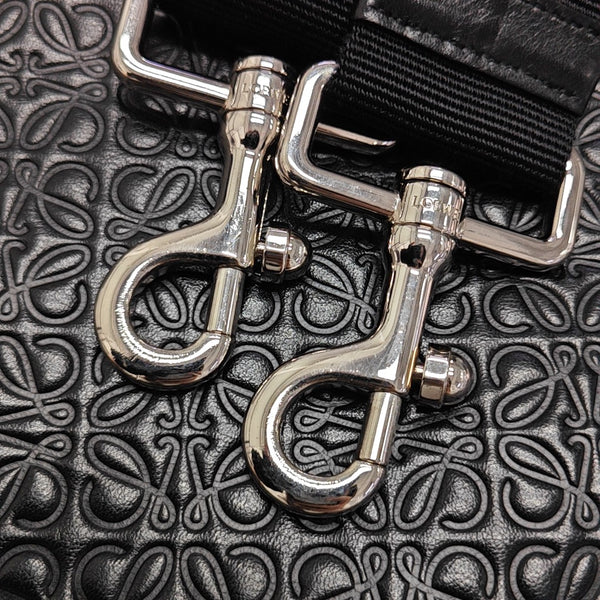 Calfskin Shoulder Bag Black