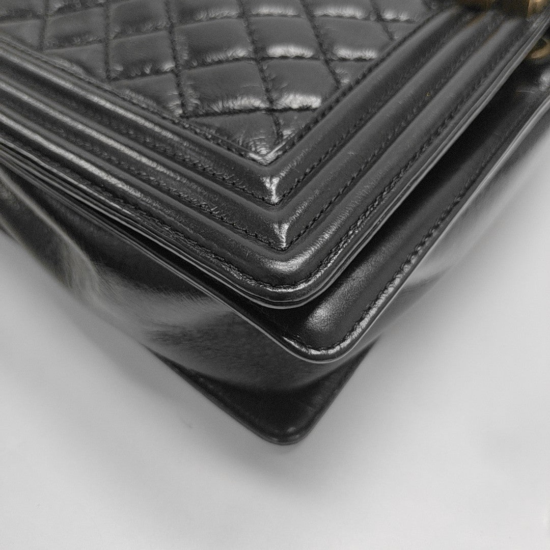 BOY CHANEL Maxi Quilted Calfskin Black