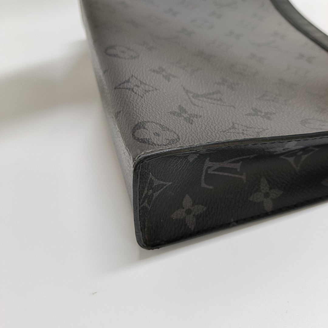 Pochette Voyag MM Monogram Coated Canvas Gray