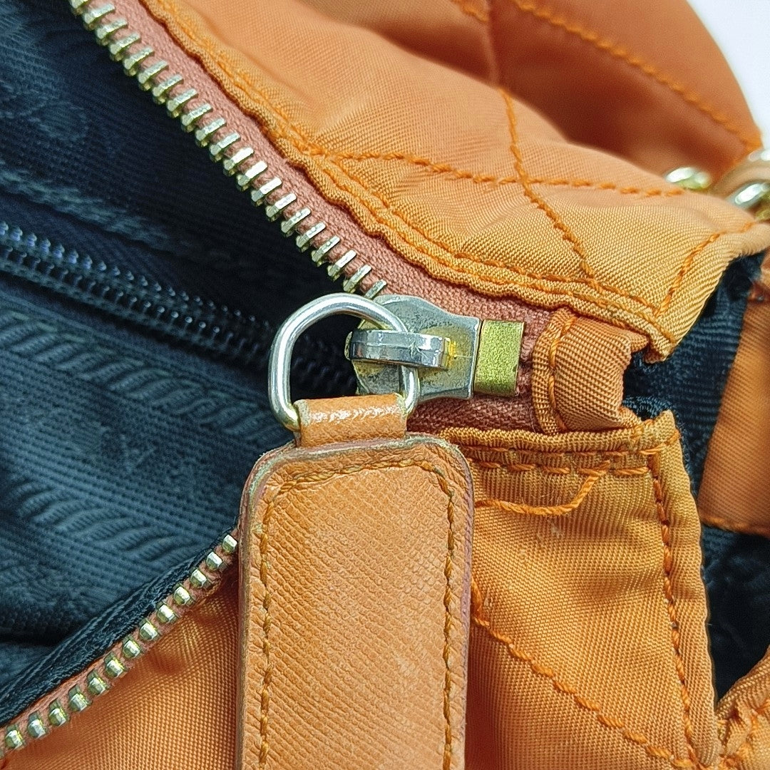 Re-Edition 1995 Chaîne Quilted Nylon Orange
