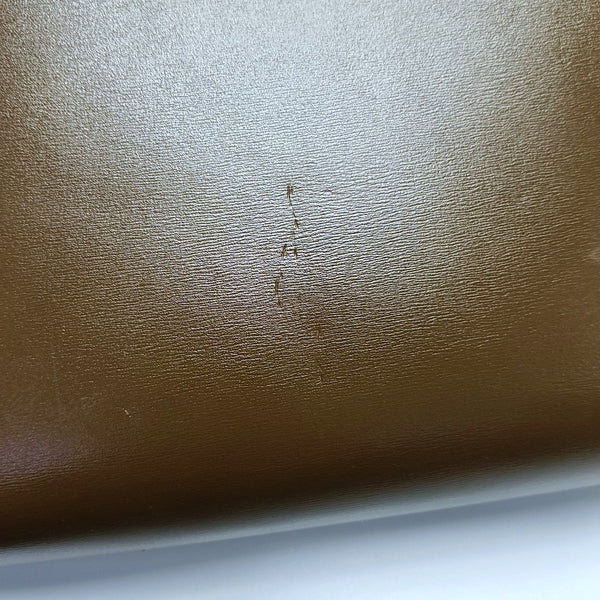 Authenticated pre-owned  CLASSIC BOX Medium Calfskin Brown - Crossbody Bag at Looply