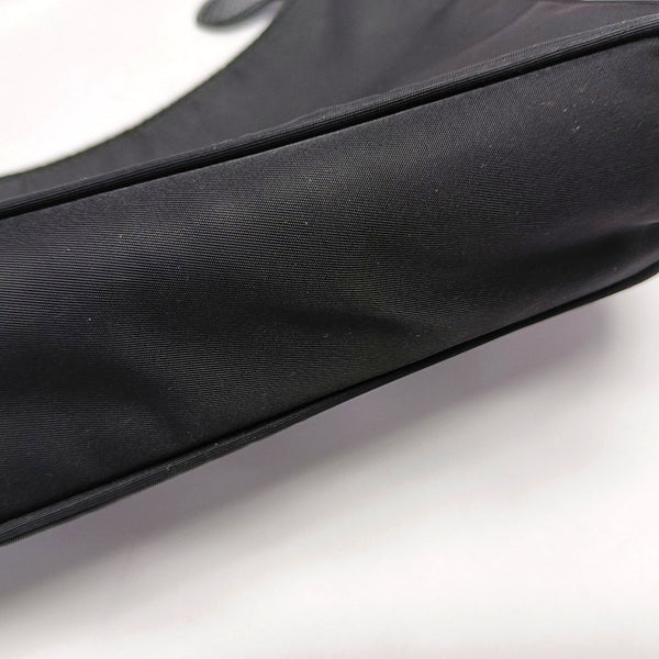 Re-Edition2000 Mini Nylon Black