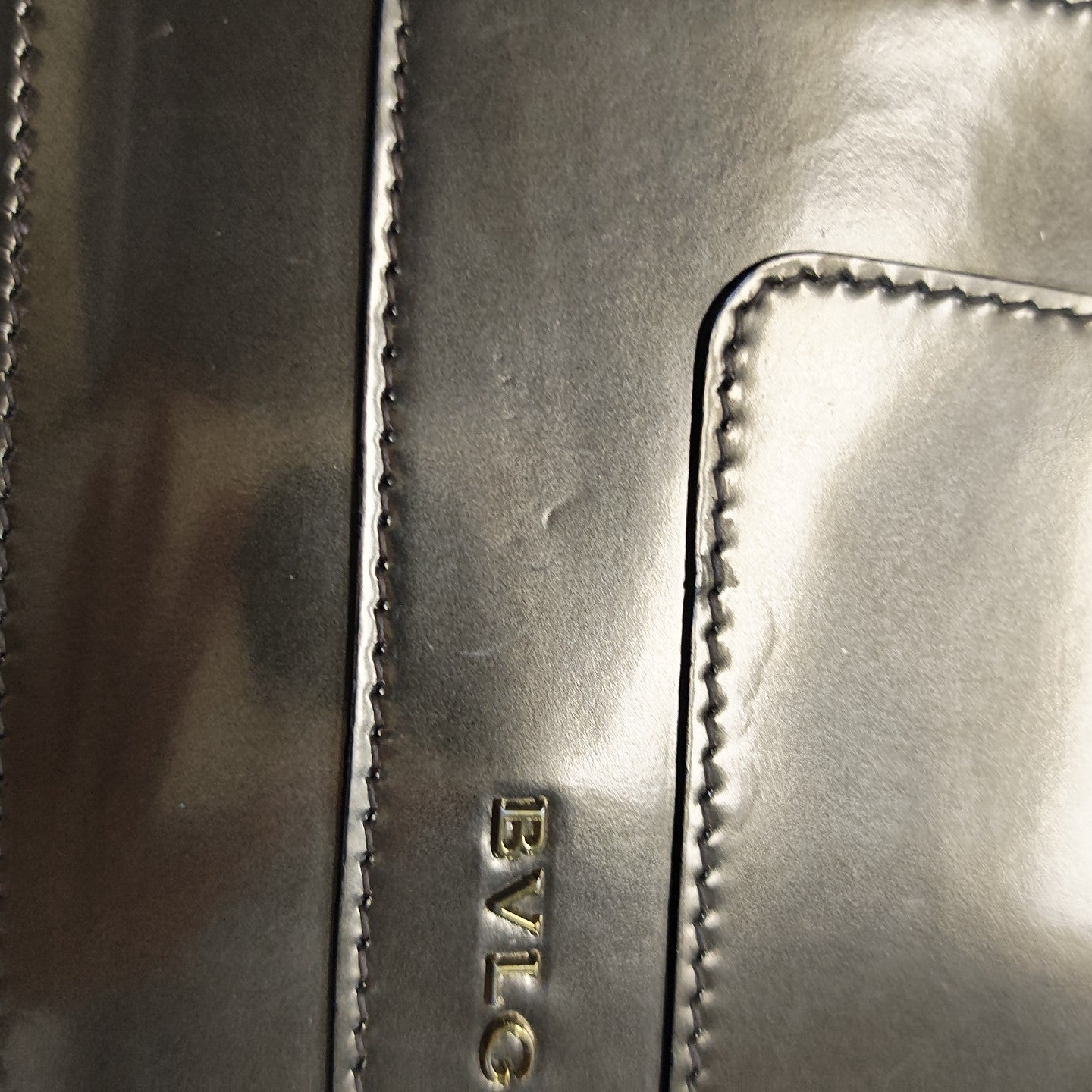 SERPENTI FOREVER Medium Calfskin Beige