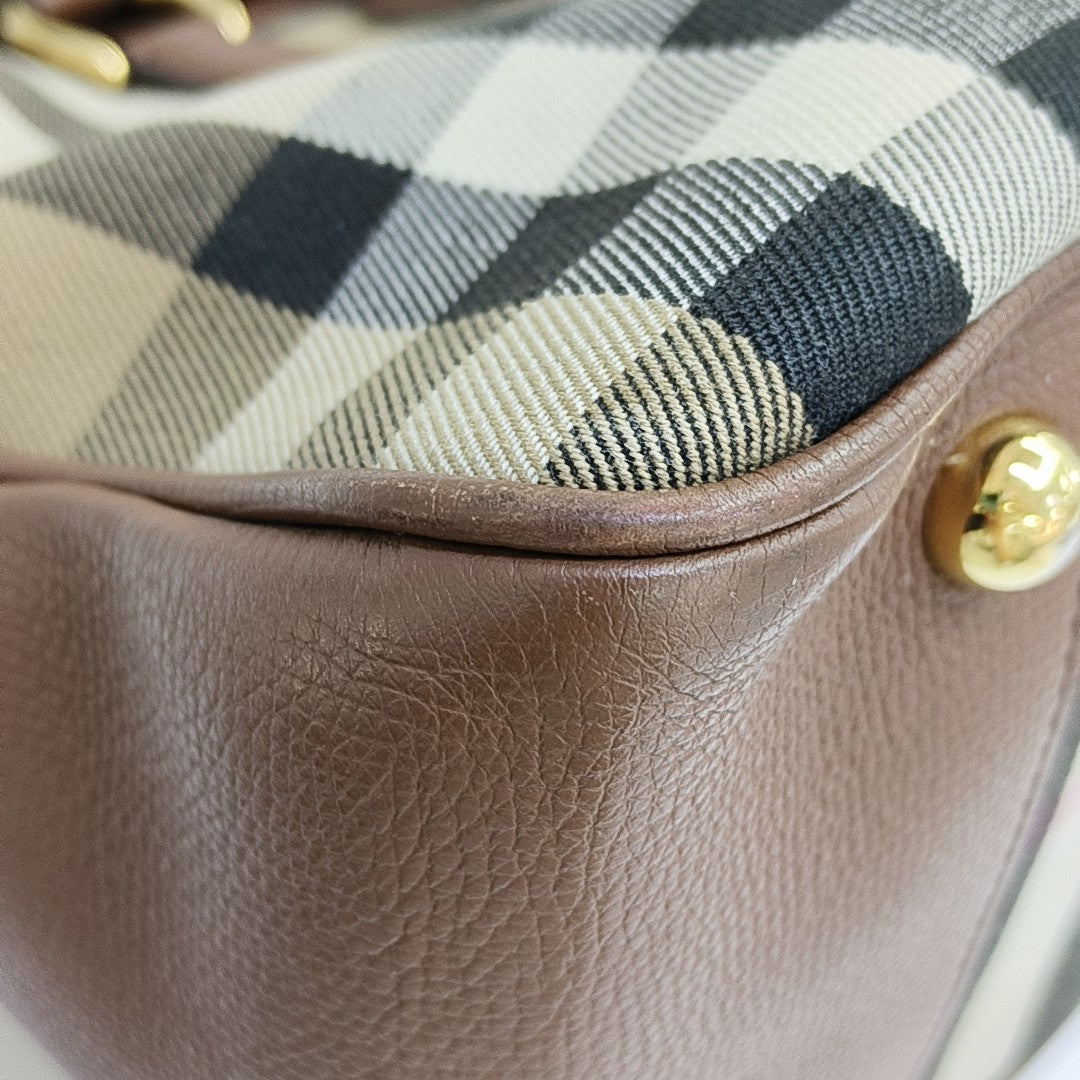 Milverton Canvas Beige