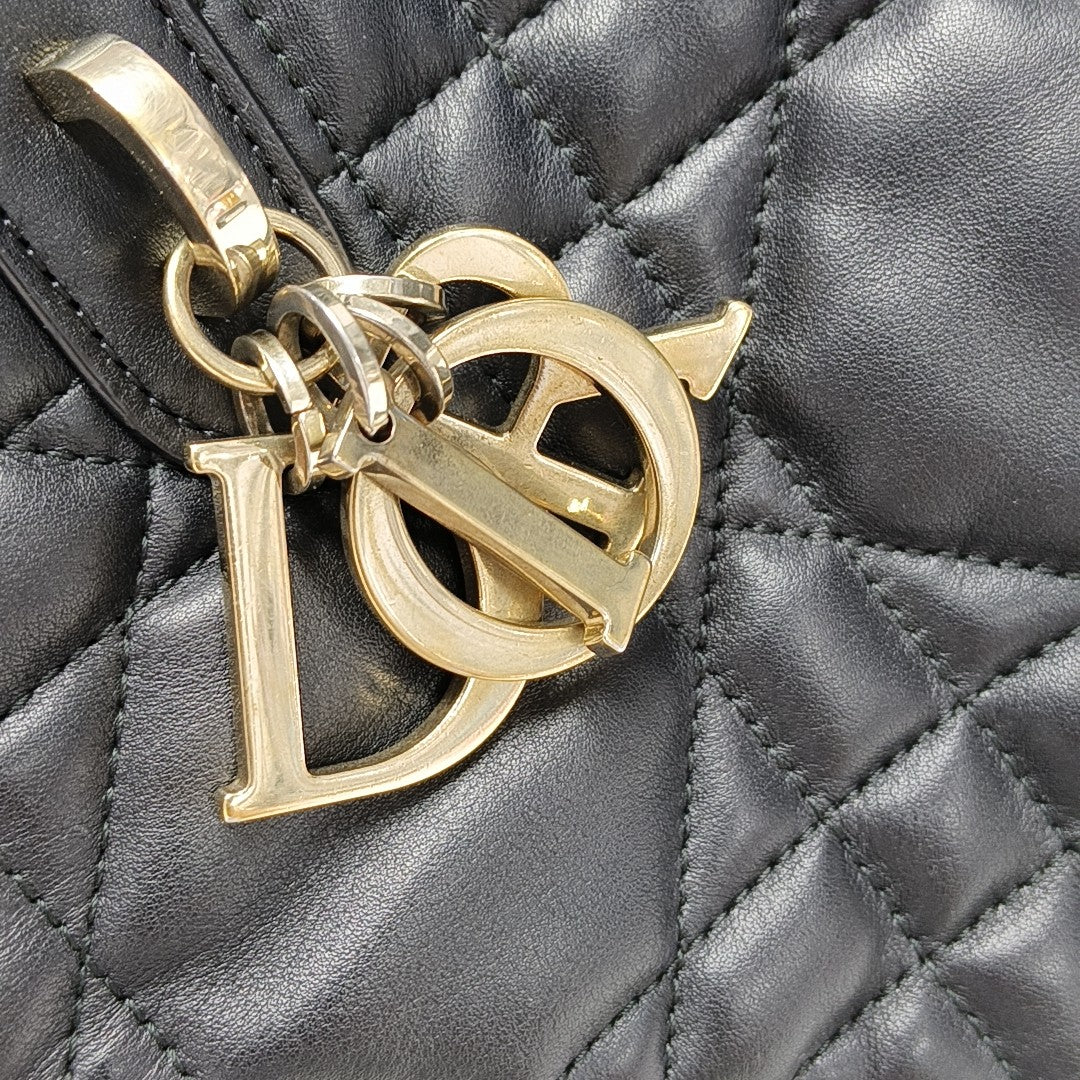 Toujours Medium Cannage Calfskin Black