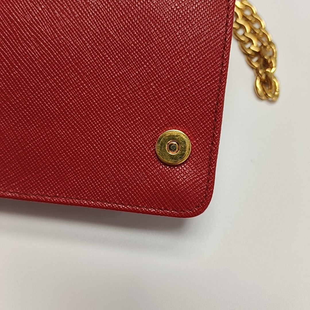 Vitello Move Wallet Saffiano Calfskin Red