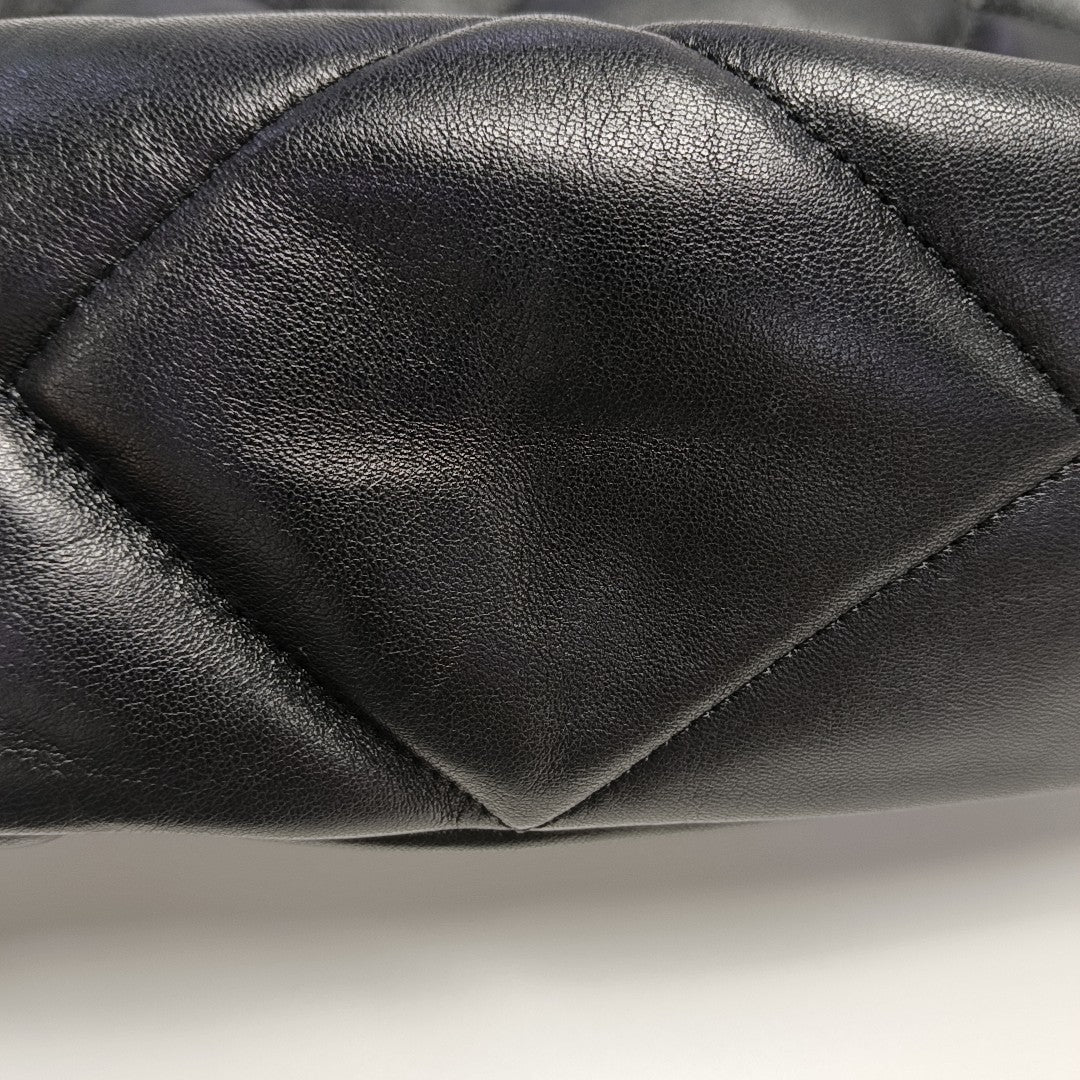 CHANEL 19 Maxi Quilted Lambskin Black