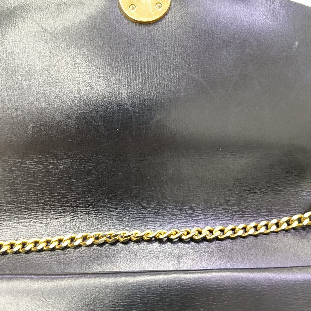 30 Montaigne Calfskin Black
