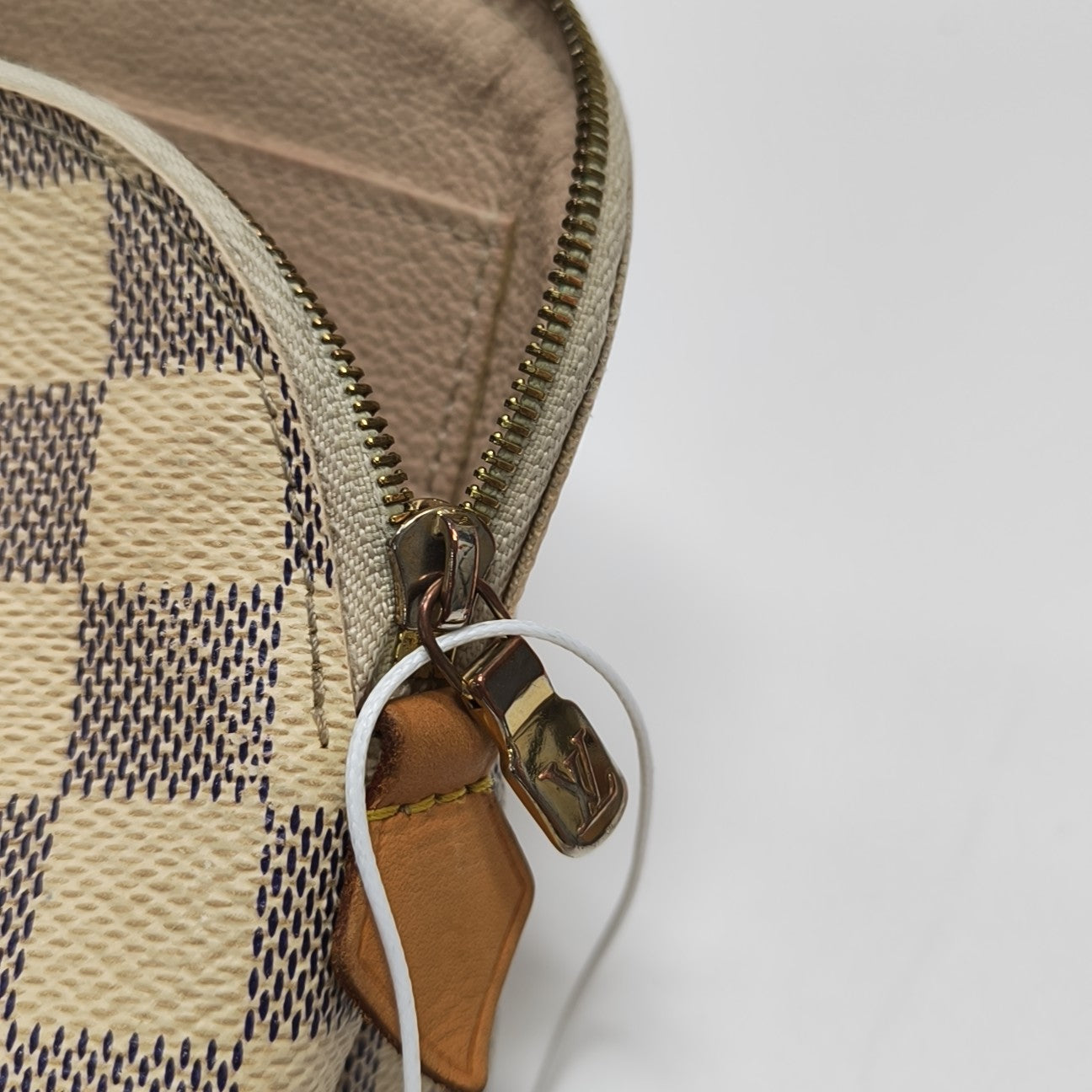 COSMETIC PM Damier Azur Coated Canvas White