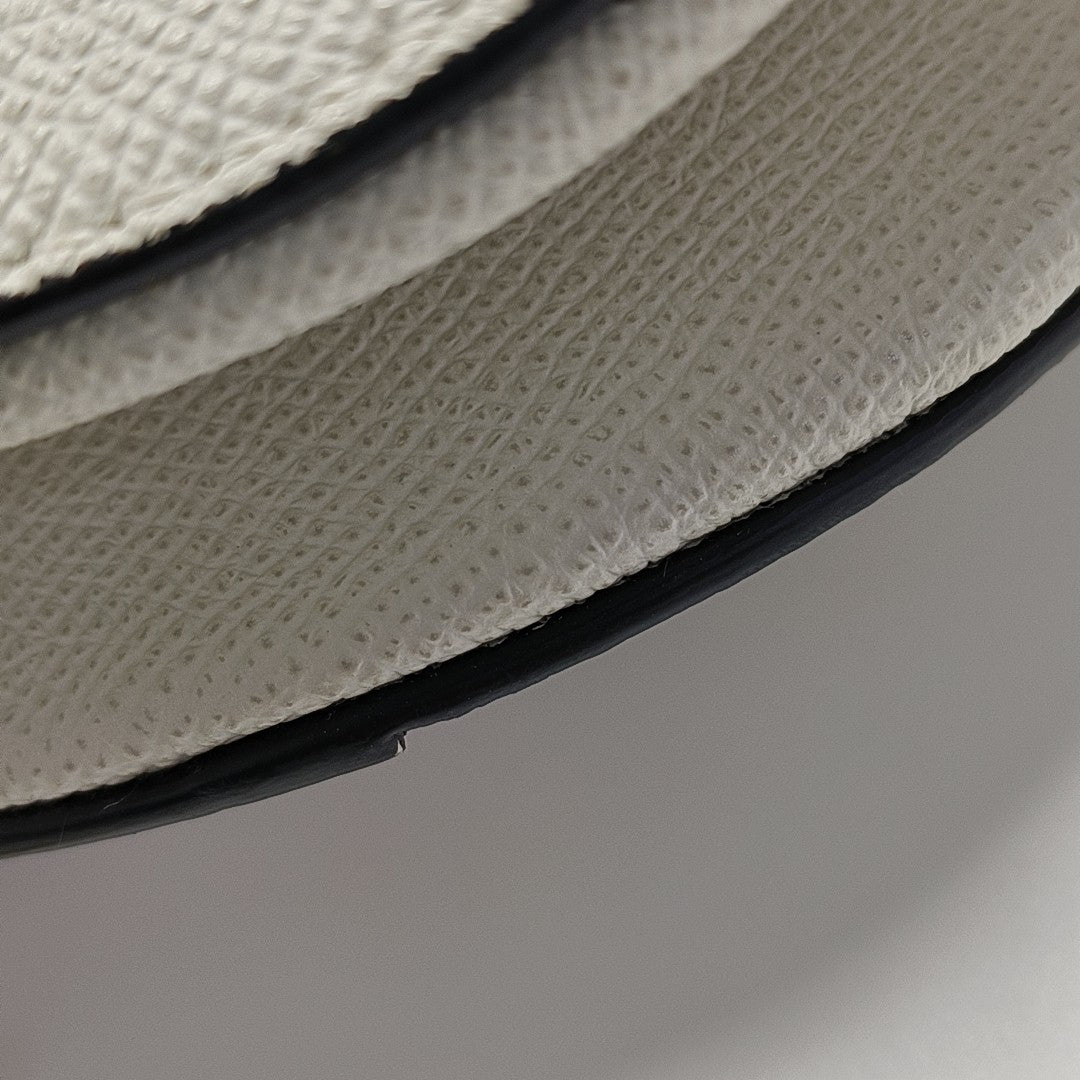 Saddle Medium Calfskin White