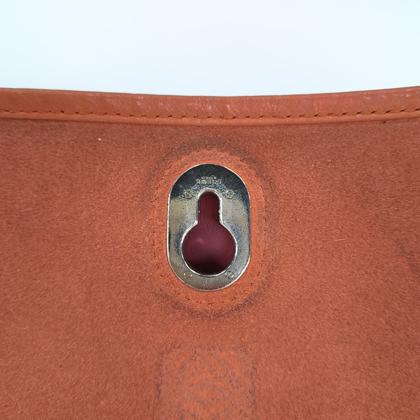 Calfskin Shoulder Bag Red