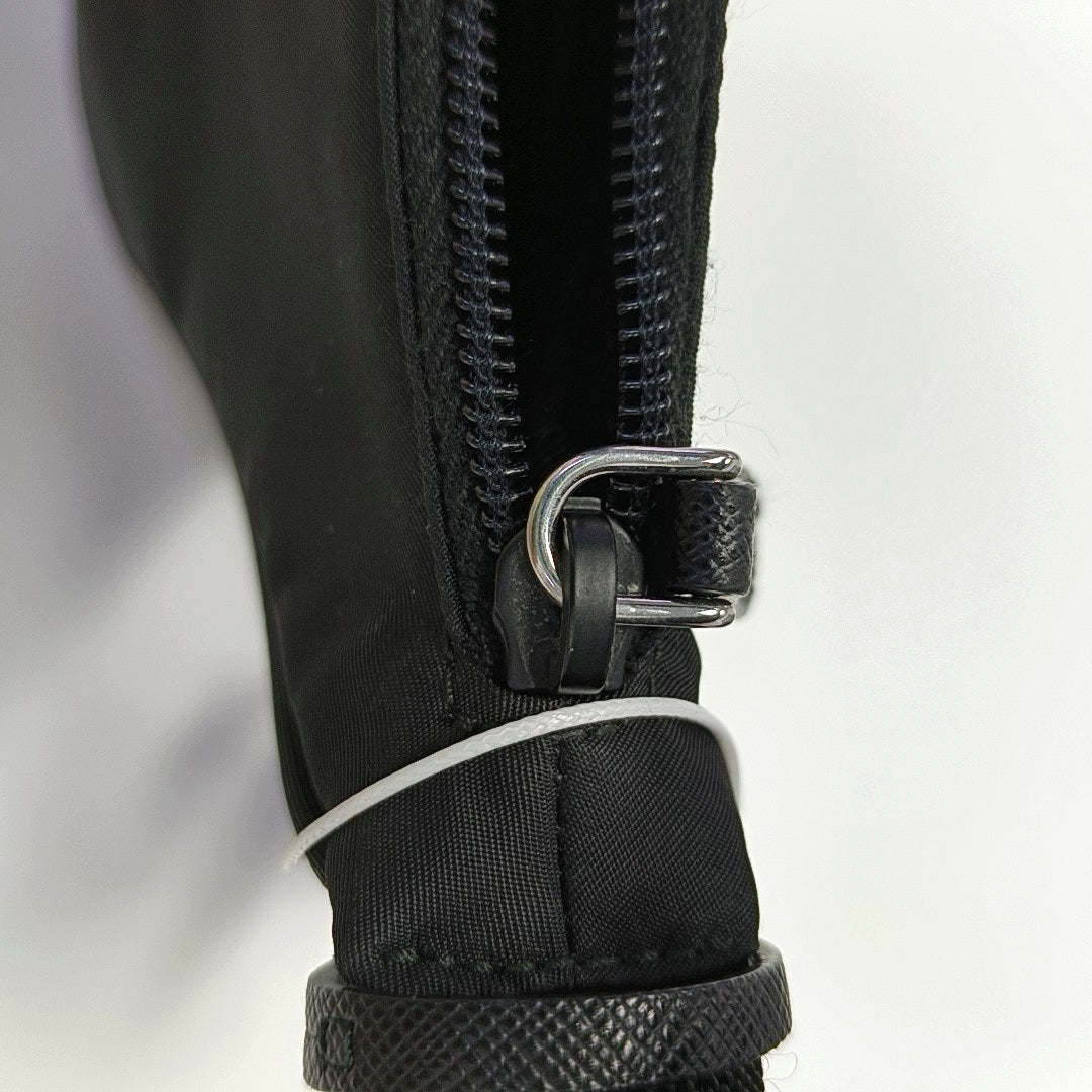Authenticated pre-owned  Re-Edition2000 Mini Nylon Black - Top Handle Bag at Looply