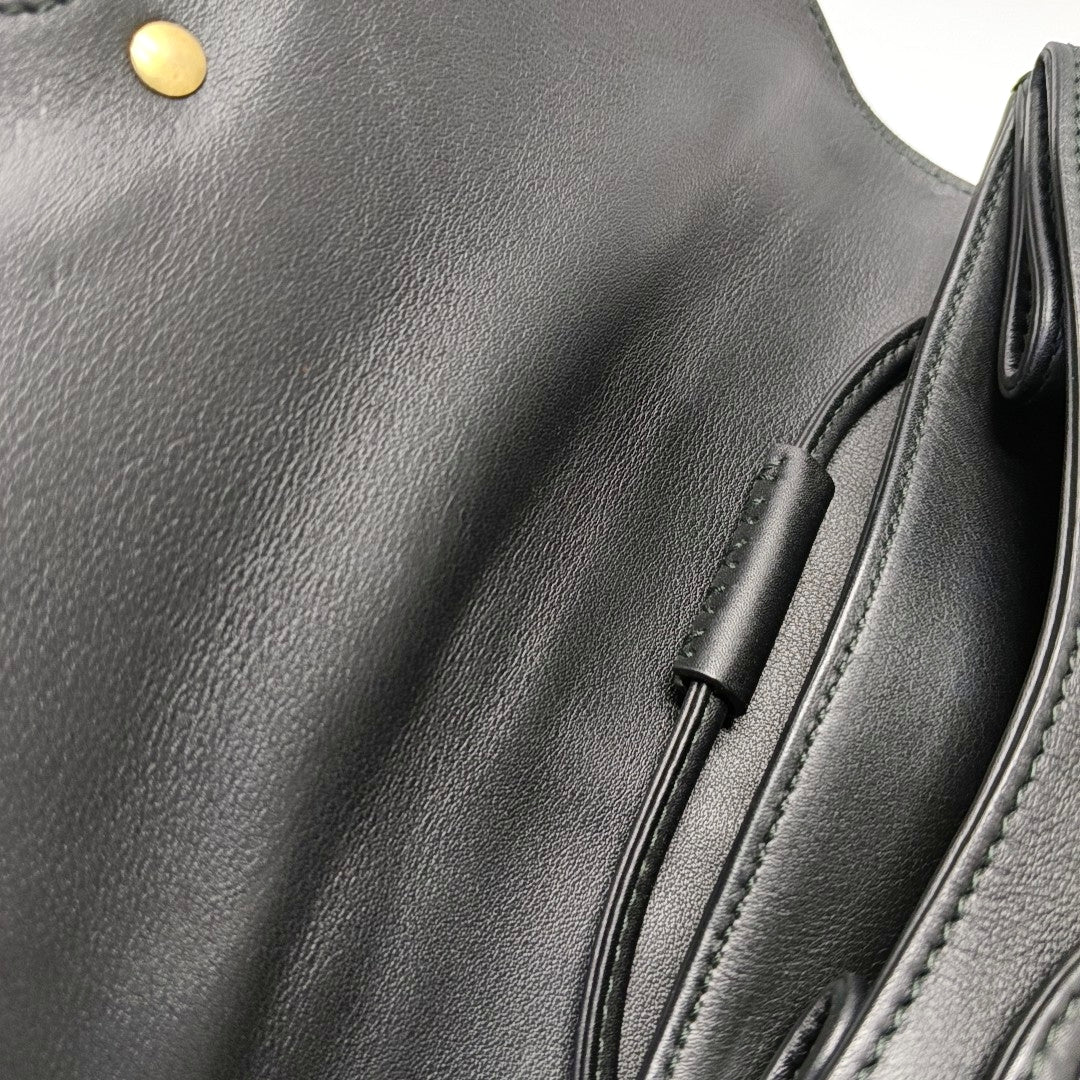 GG Marmont Calfskin Black