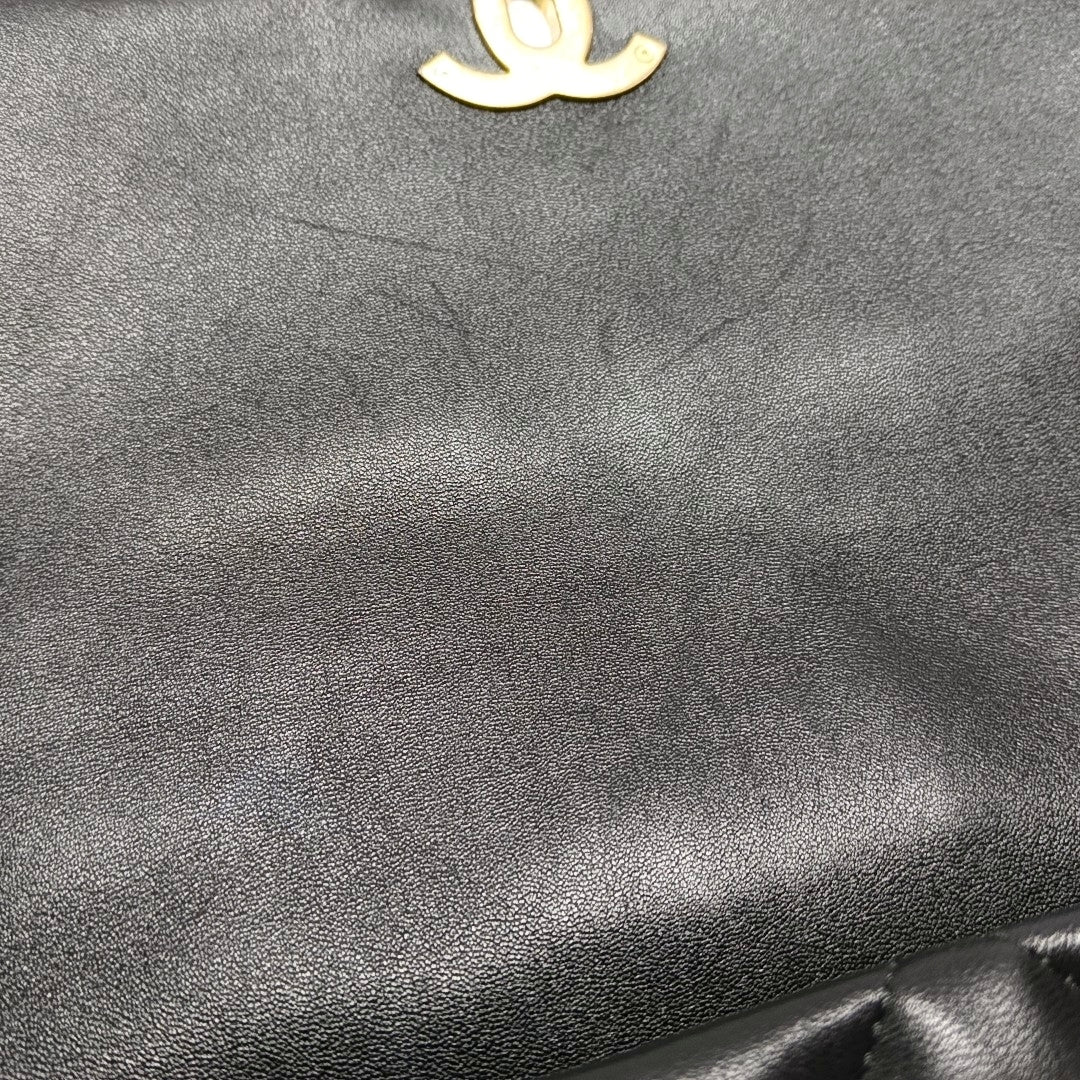 CHANEL 19 Large Quilted Lambskin Black