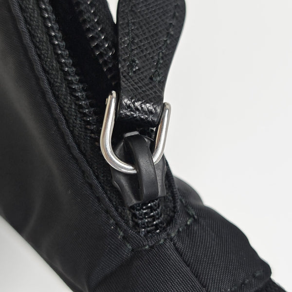 Re-Edition2000 Mini Nylon Black
