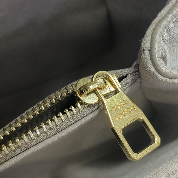 MÉTIS EAST WEST Monogram Calfskin Gray