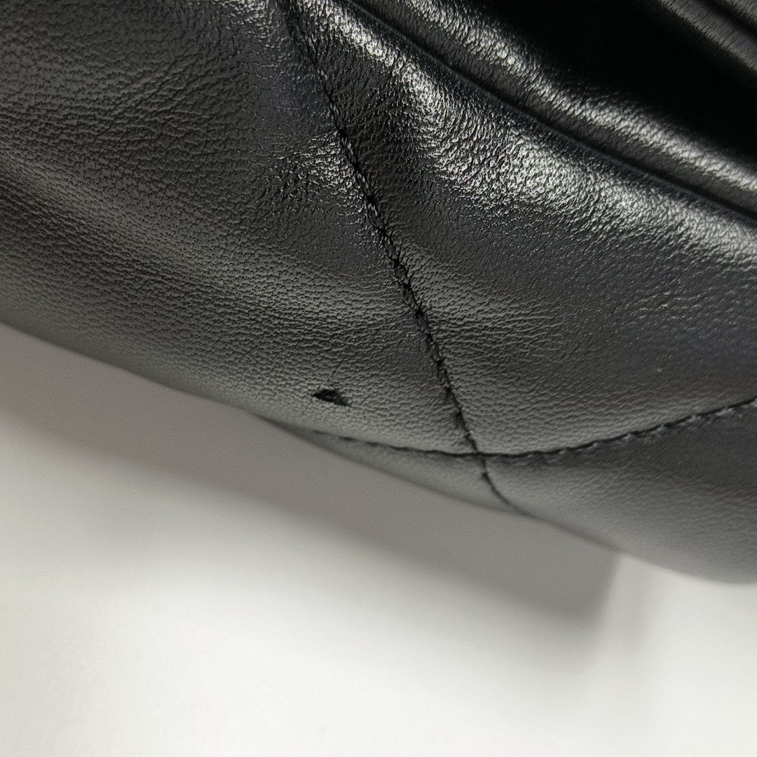 CHANEL 19 Small Quilted Lambskin Black