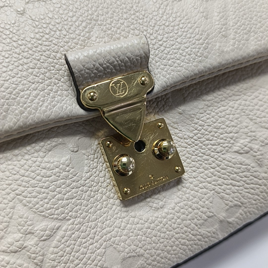 NANO MADELEINE Nano Monogram Calfskin Beige
