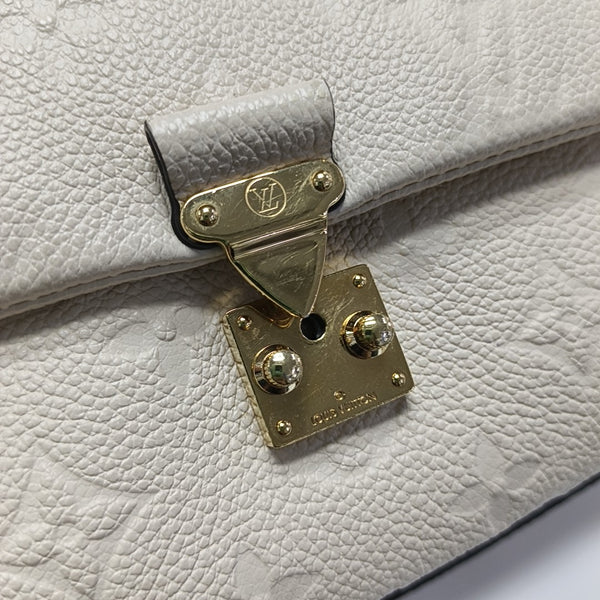 NANO MADELEINE Nano Monogram Calfskin Beige