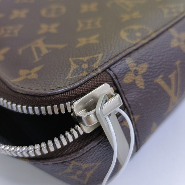 HORIZON Monogram Coated Canvas Brown