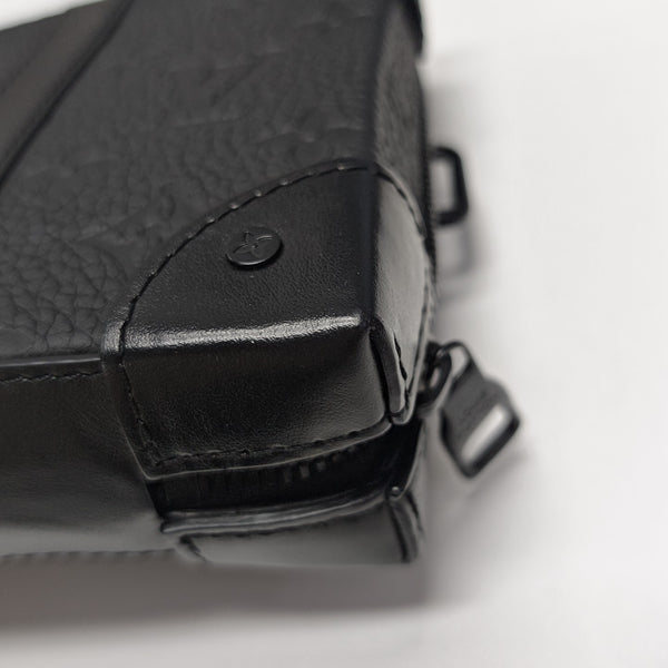 WALLET TRUNK Monogram Calfskin Black