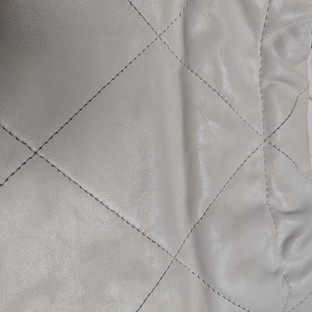 CHANEL 22 Mini Quilted Calfskin White