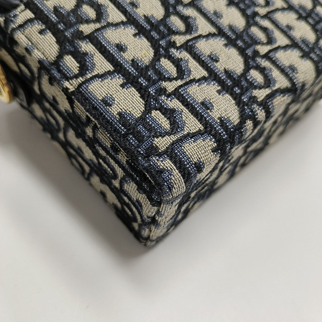30 Montaigne Mini Oblique Canvas Blue