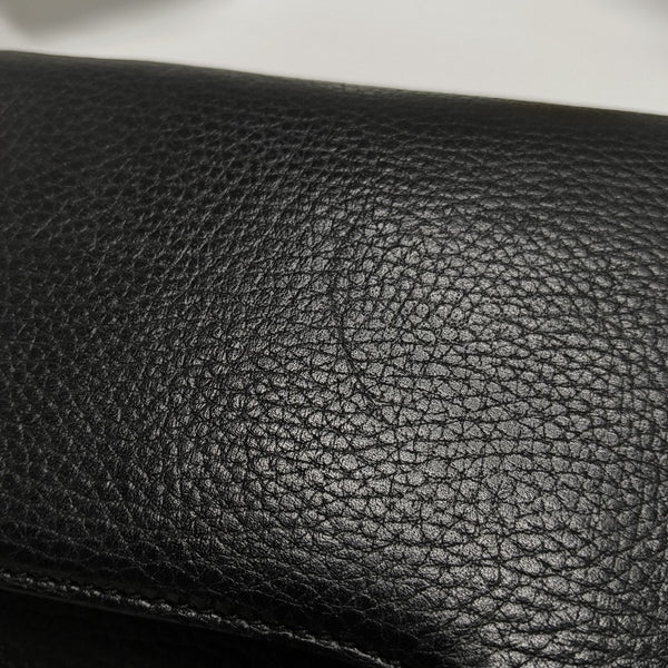 Interlocking G Large Calfskin Black