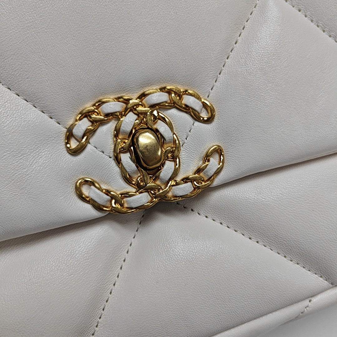 CHANEL 19 Small Quilted Lambskin White