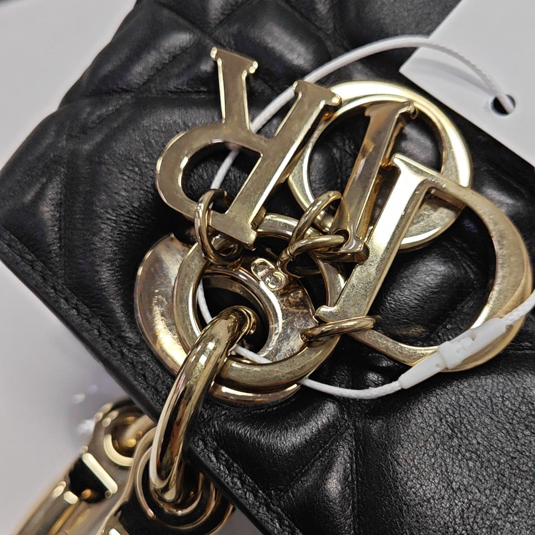 Lady 95.22 Small Cannage Calfskin Black