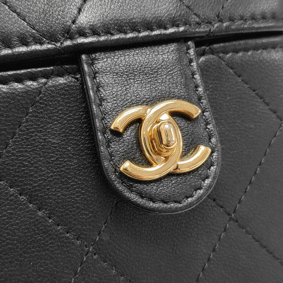 Quilted Lambskin Small Black