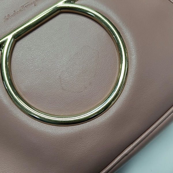 Authenticated pre-owned  Gancini Calfskin Pink - Shoulder Bag at Looply