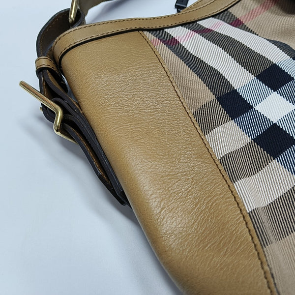 Canvas Brown