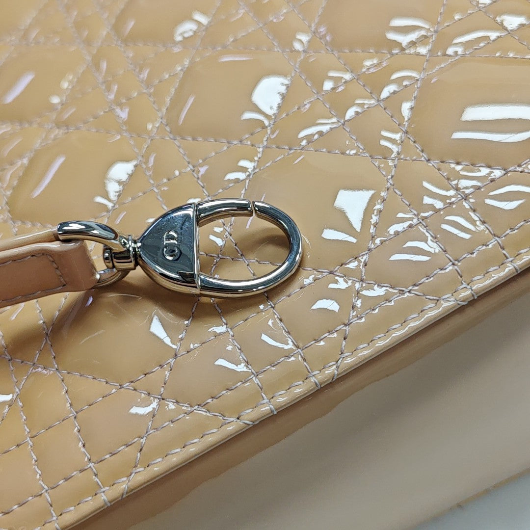 Lady Dior Large Cannage Patent Leather Pink