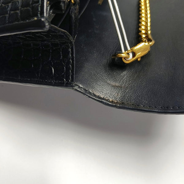 Authenticated pre-owned  KATE Calfskin Black - Shoulder Bag at Looply