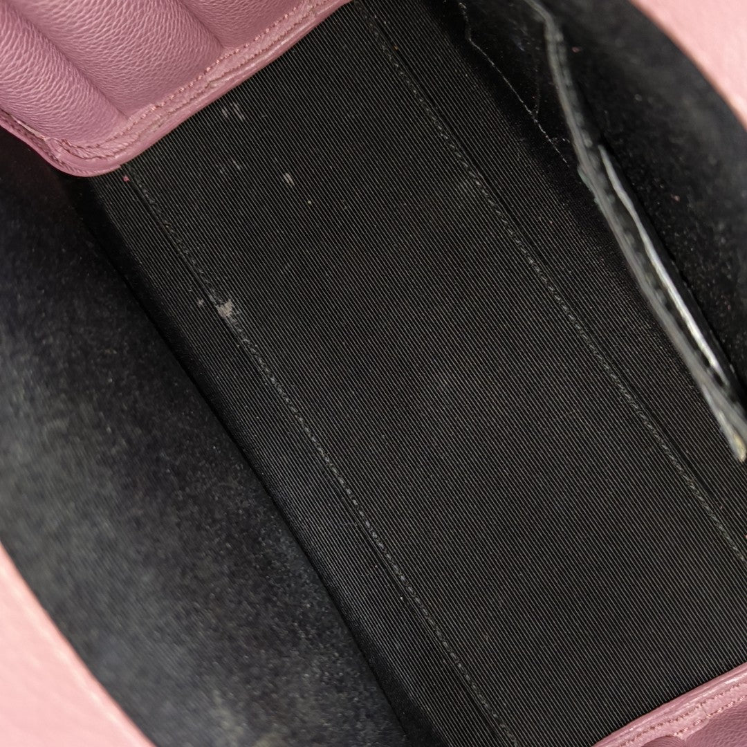 SAC DE JOUR Nano Calfskin Pink