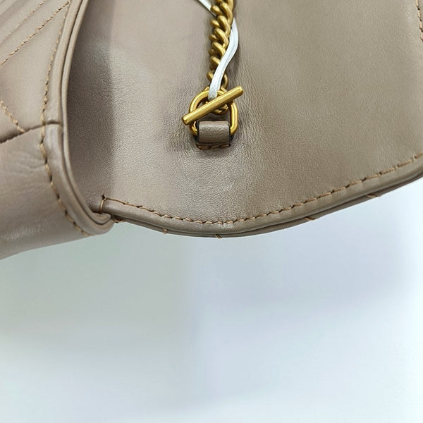 GG Marmont Mini Piel de Becerro Acolchada Beige