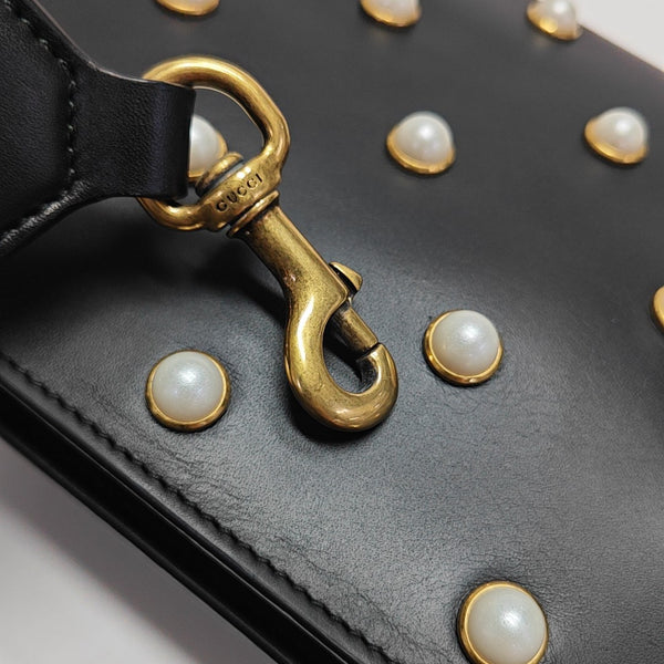 Queen Margaret Mini Calfskin Black