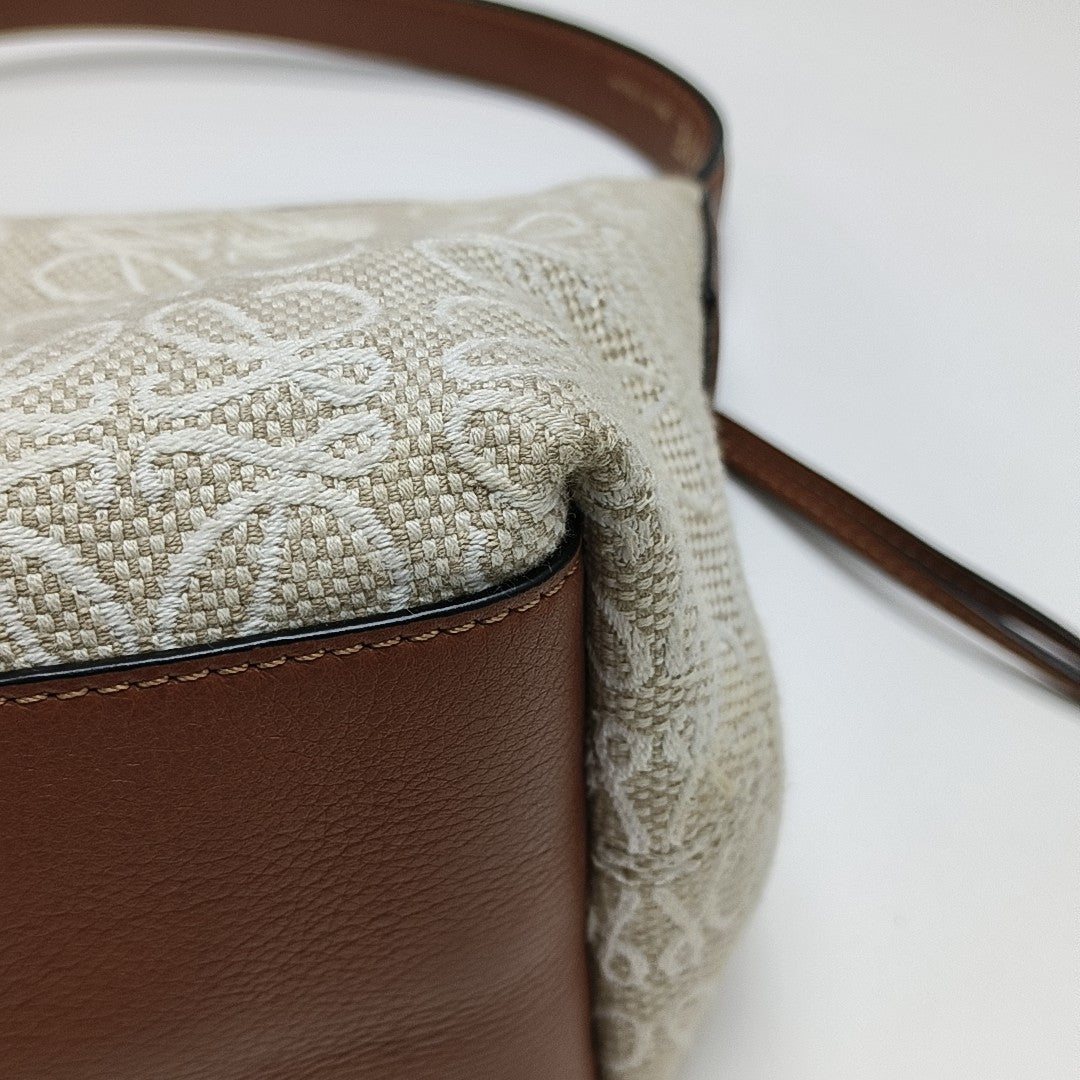 Anagram Small Monogram Canvas Beige