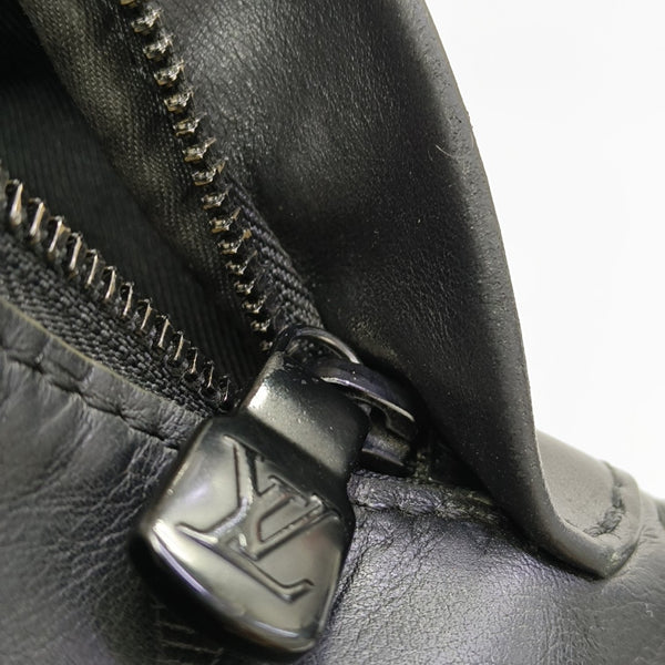 DISCOVERY PM Monogram Calfskin Black
